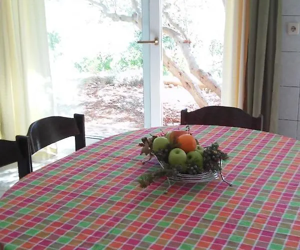 Apartman Seaside Secluded Cove Skozanje, Hvar - 14899